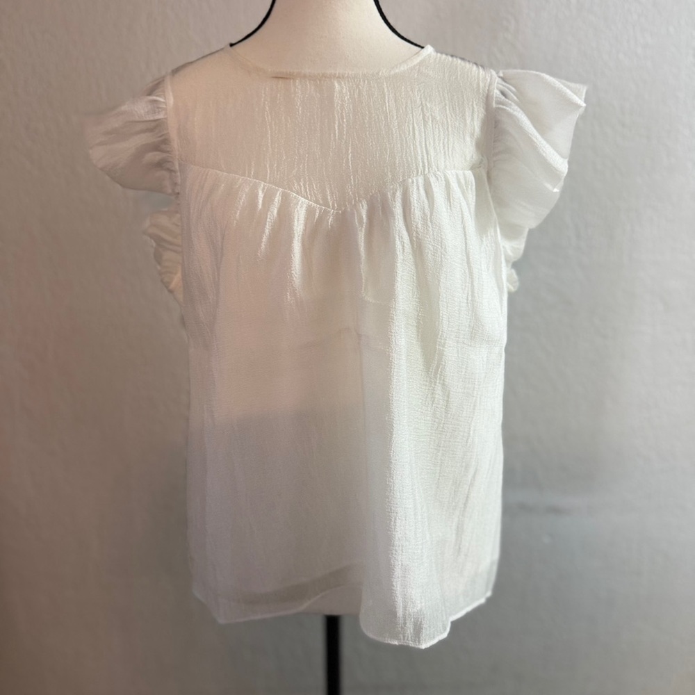 Chic White Ruffle Sleeve Blouse